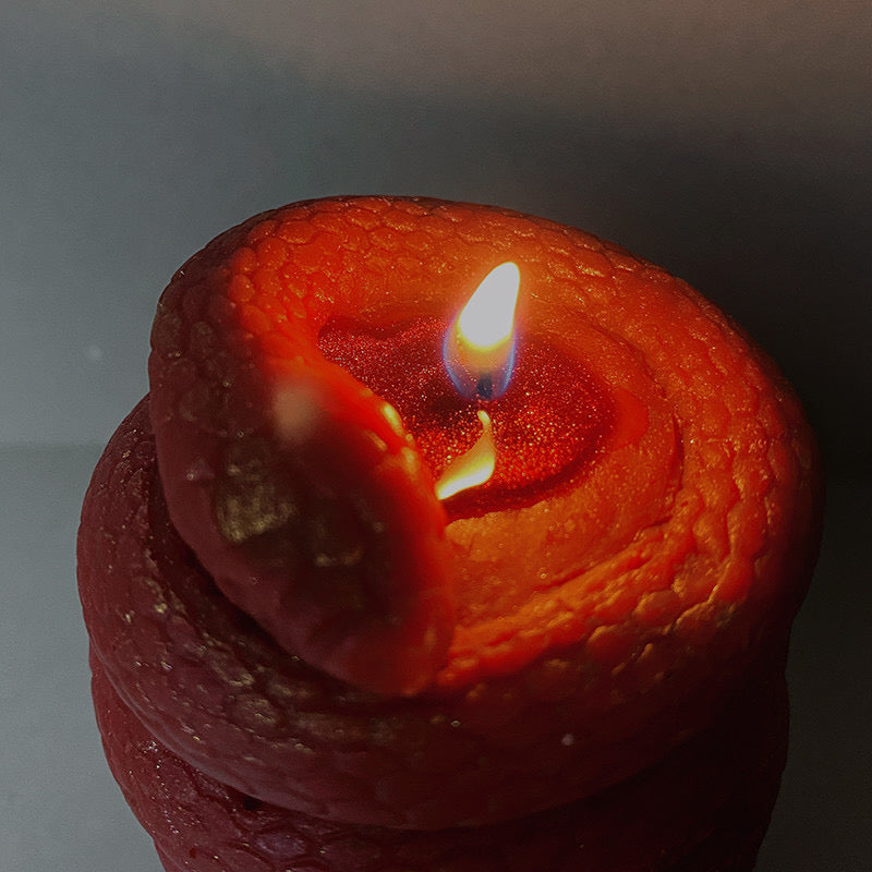 Snake, non-harmful Low-temperature candles